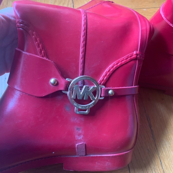 Michael Kors Rain Boots - Picture 3 of 10